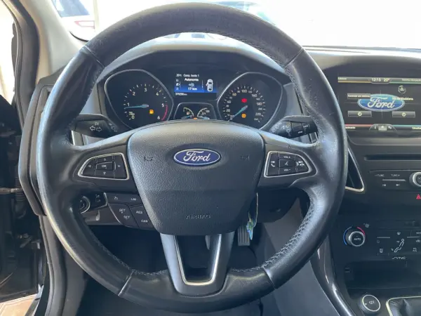 Ford Focus SW 1.5 TDCi Titanium 22