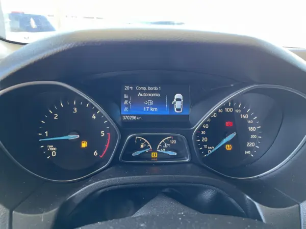 Ford Focus SW 1.5 TDCi Titanium 23