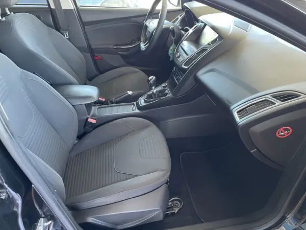 Ford Focus SW 1.5 TDCi Titanium 25