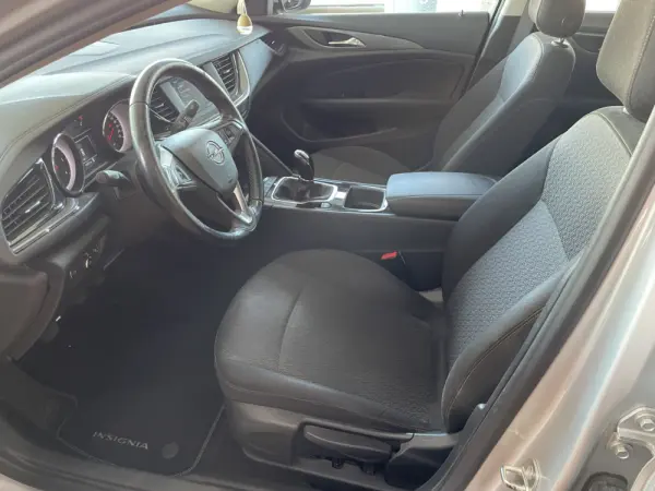 Opel Insignia Grand Sport 1.6 CDTi Business Edition 11