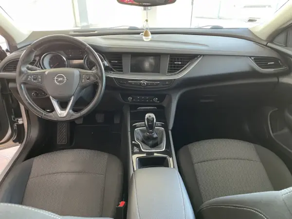 Opel Insignia Grand Sport 1.6 CDTi Business Edition 23