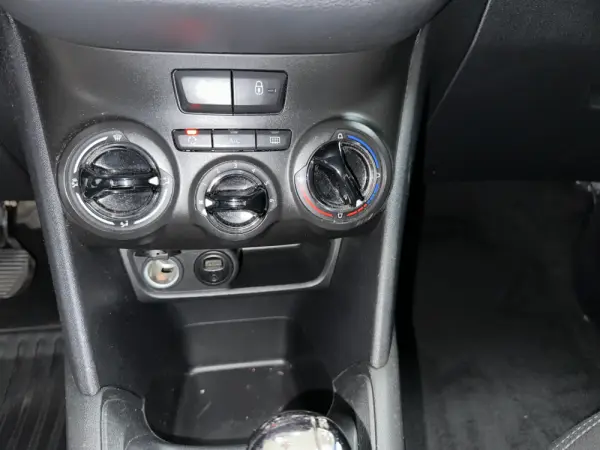 Peugeot 208 1.4 HDI Active 12