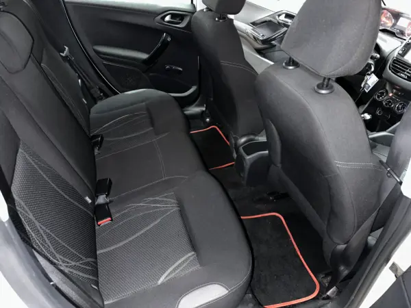 Peugeot 208 1.4 HDI Active 20