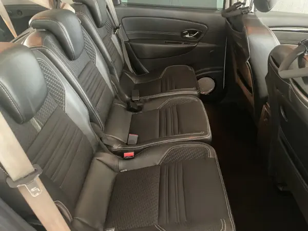 Renault Grand Scénic 1.5 dCi Bose Edition EDC SS 29