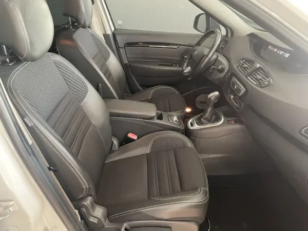 Renault Grand Scénic 1.5 dCi Bose Edition EDC SS 30
