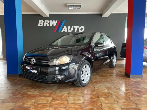 Volkswagen Golf 1.6 TDi Confortline DSG 1