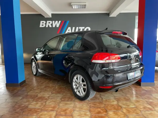 Volkswagen Golf 1.6 TDi Confortline DSG 3