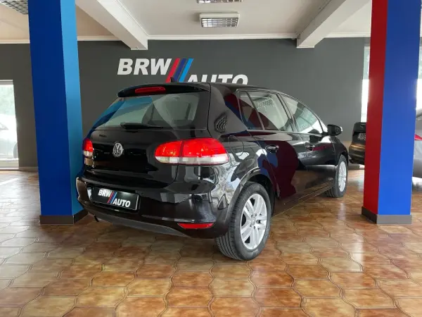 Volkswagen Golf 1.6 TDi Confortline DSG 5