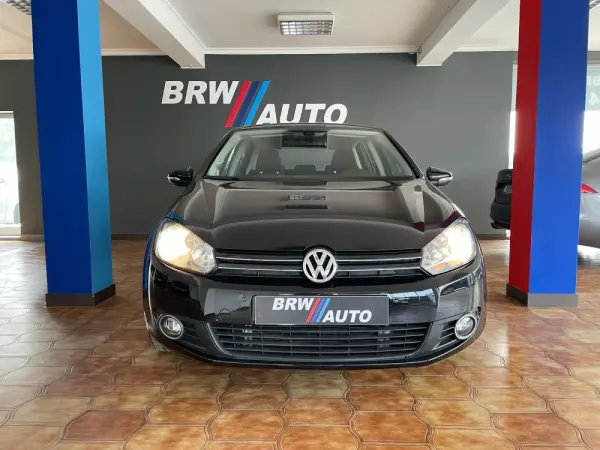 Volkswagen Golf 1.6 TDi Confortline DSG 8