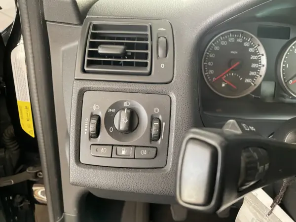 Volvo V50 1.6 D Nível 3 11