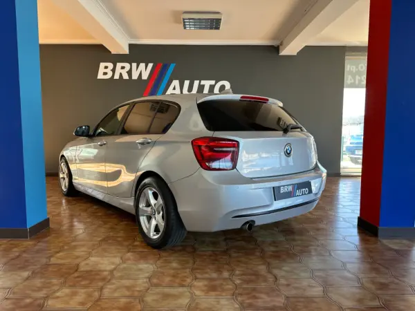 BMW 116 d EfficientDynamics Line Urban 3