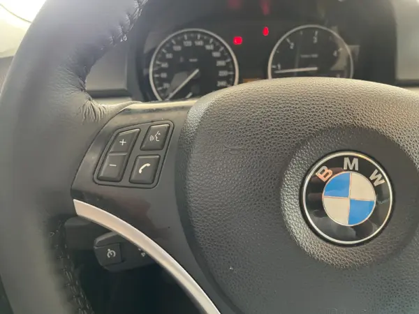 BMW 318 d Touring Navigation 18