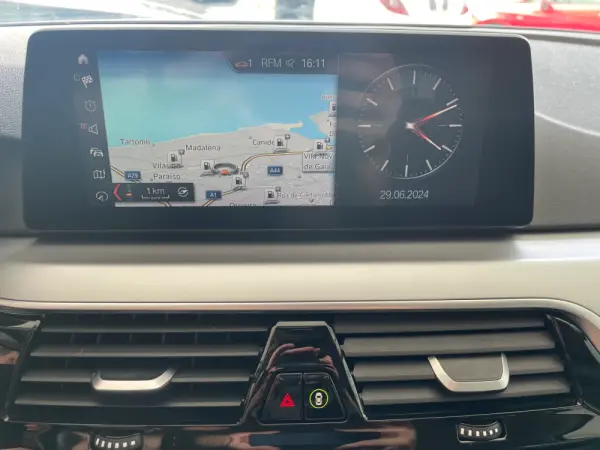 BMW 530 d Line Sport Auto 16