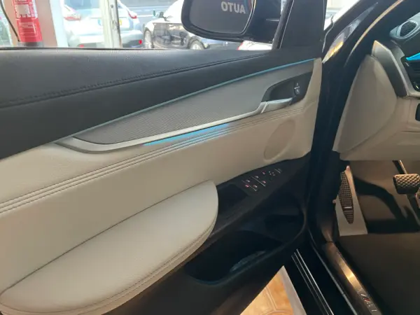 BMW X6 30 d xDrive Pack M 12