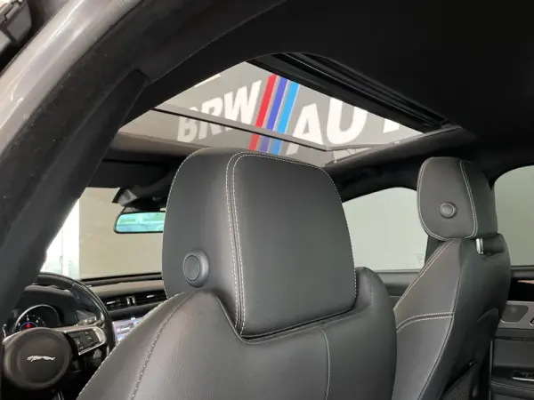 Jaguar XF 2.0 D R-Sport Aut. 29