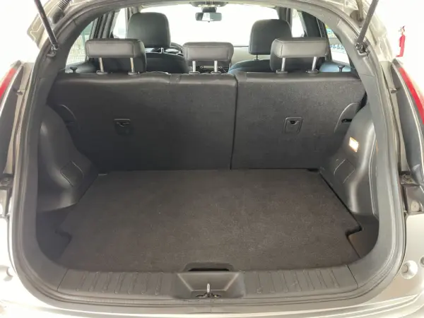 Nissan Juke 1.5 dCi Tekna Pack Exterior 2 Black Tokyo 31