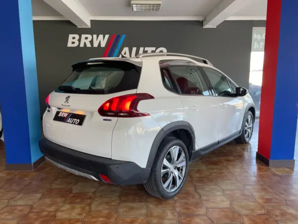 Peugeot 2008 1.2 PureTech Crossway 5