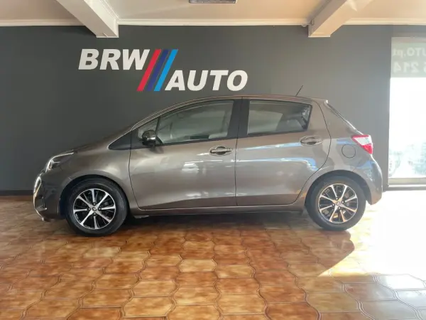 Toyota Yaris 1.0 VVT-i Comfort 2
