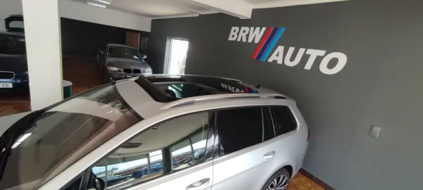 Volkswagen Golf Variant 2.0 TDi Highline 108g 9