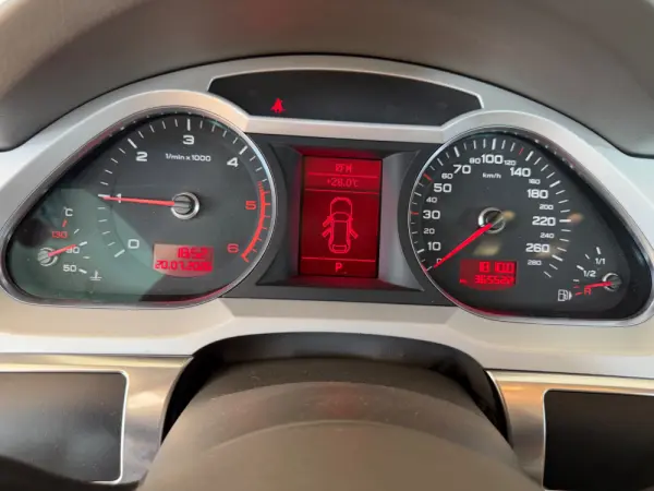 Audi A6 Avant 2.0 TDi Advance Multitronic 11