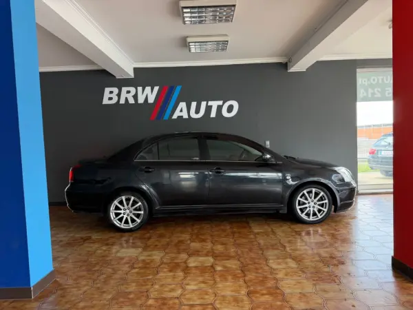 Toyota Avensis LB 2.0 D-4D Sol 5