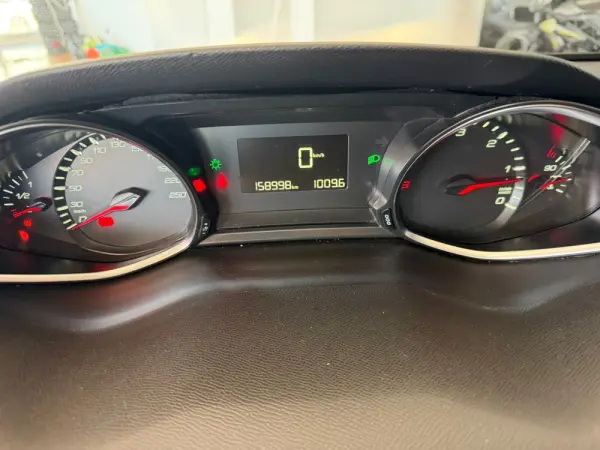 Peugeot 308 SW BlueHDi 100 Stop & Start Nível 1 Business-Line 14