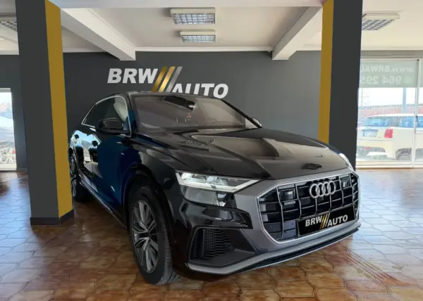 Audi Q8 55 TFSIe quattro Tiptronic 2