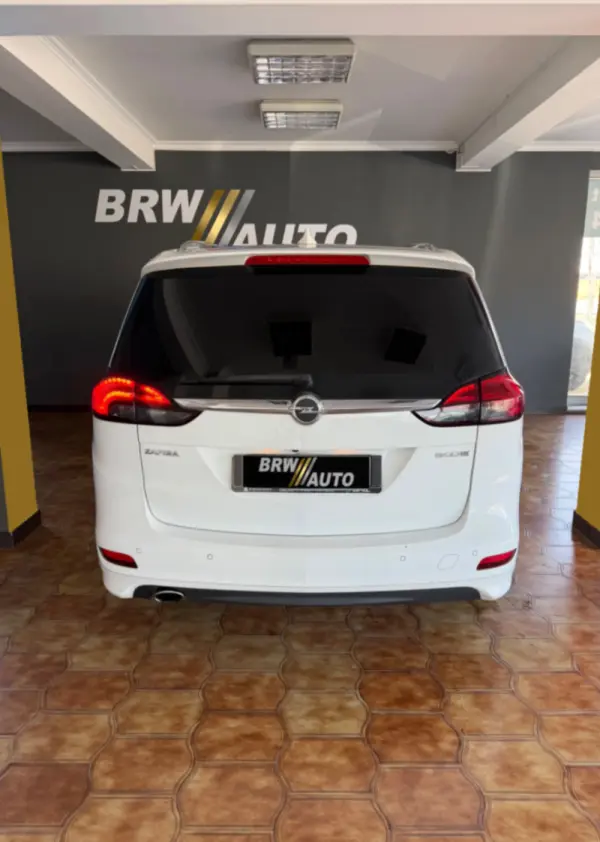 Opel Zafira 2.0 CDTI OPC Line S/S 3