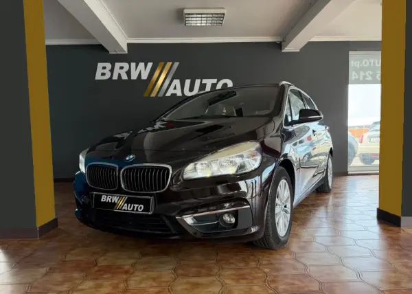 BMW 216 Active Tourer d Line Luxury 1