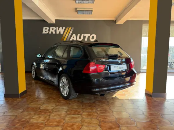 BMW 318 d Touring Navigation 3