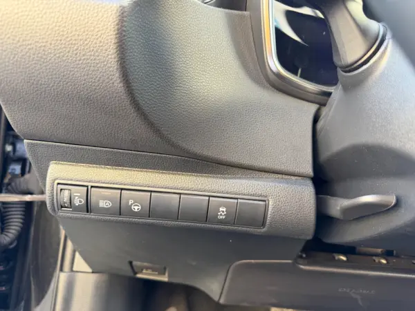 Toyota Corolla 1.8 Hybrid Exclusive 4