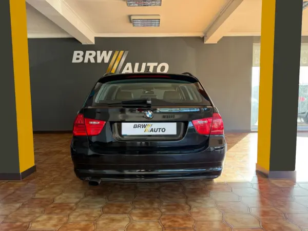 BMW 318 d Touring Navigation 4