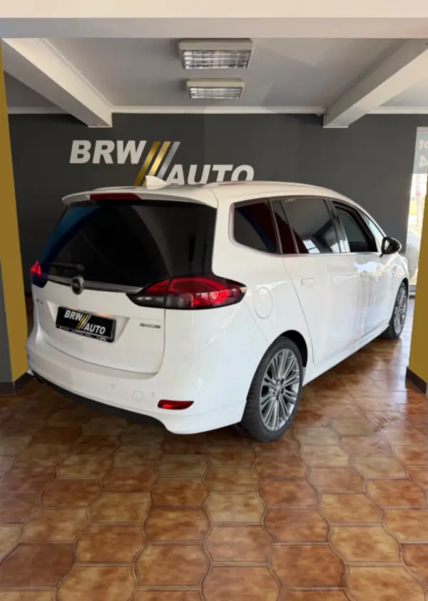 Opel Zafira 2.0 CDTI OPC Line S/S 4