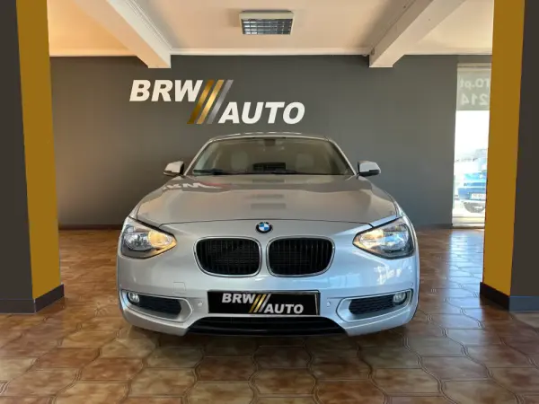 BMW 116 d EfficientDynamics Line Urban 8