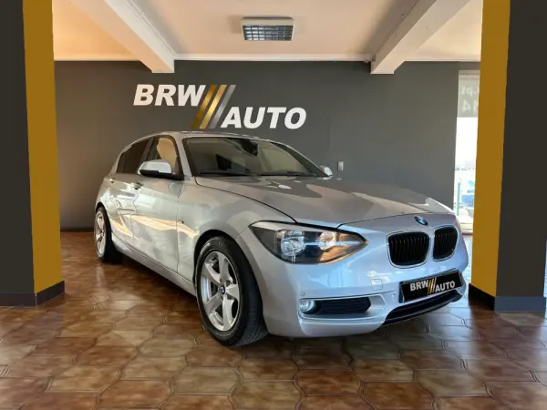 BMW 116 d EfficientDynamics Line Urban 7