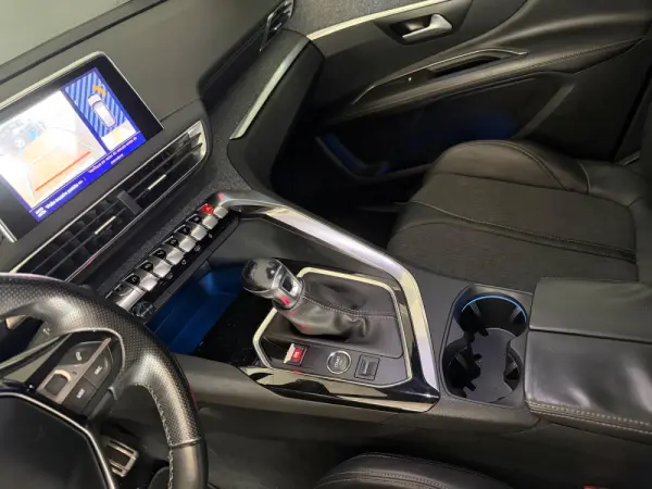 Peugeot 3008 1.2 PureTech GT Line 12