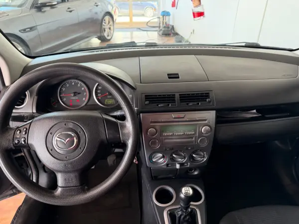 Mazda 2 1.25 Exclusive 12
