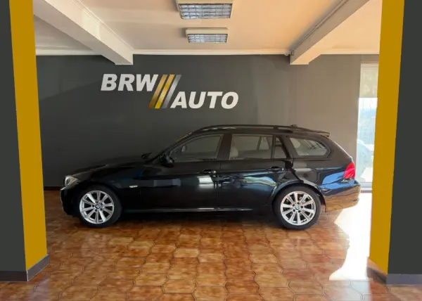 BMW 318 d Touring Navigation 2