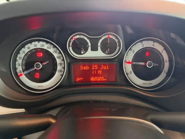 Fiat 500L 1.3 MJ Trekking S&S 12