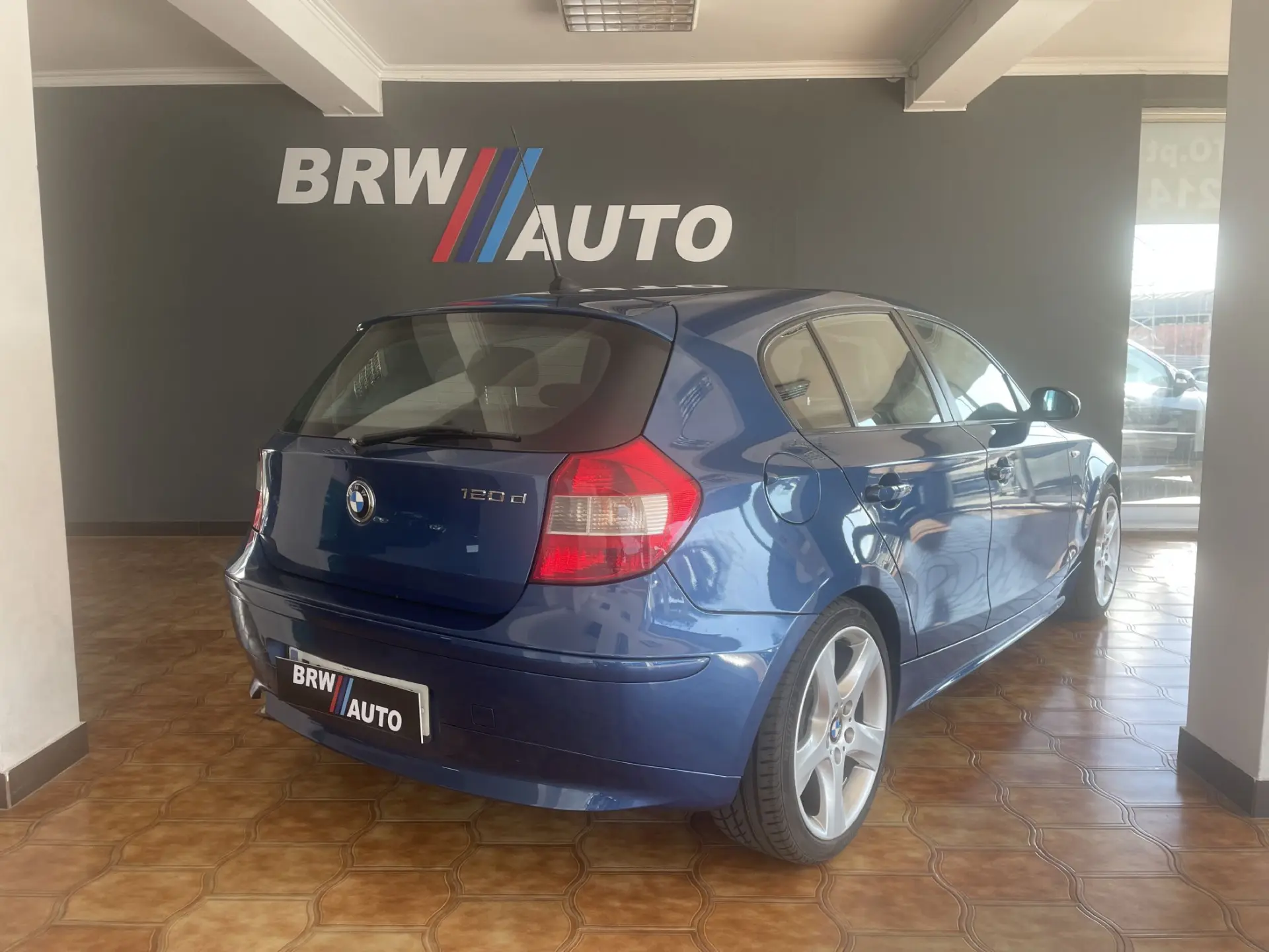BMW 120 d Exclusive 5