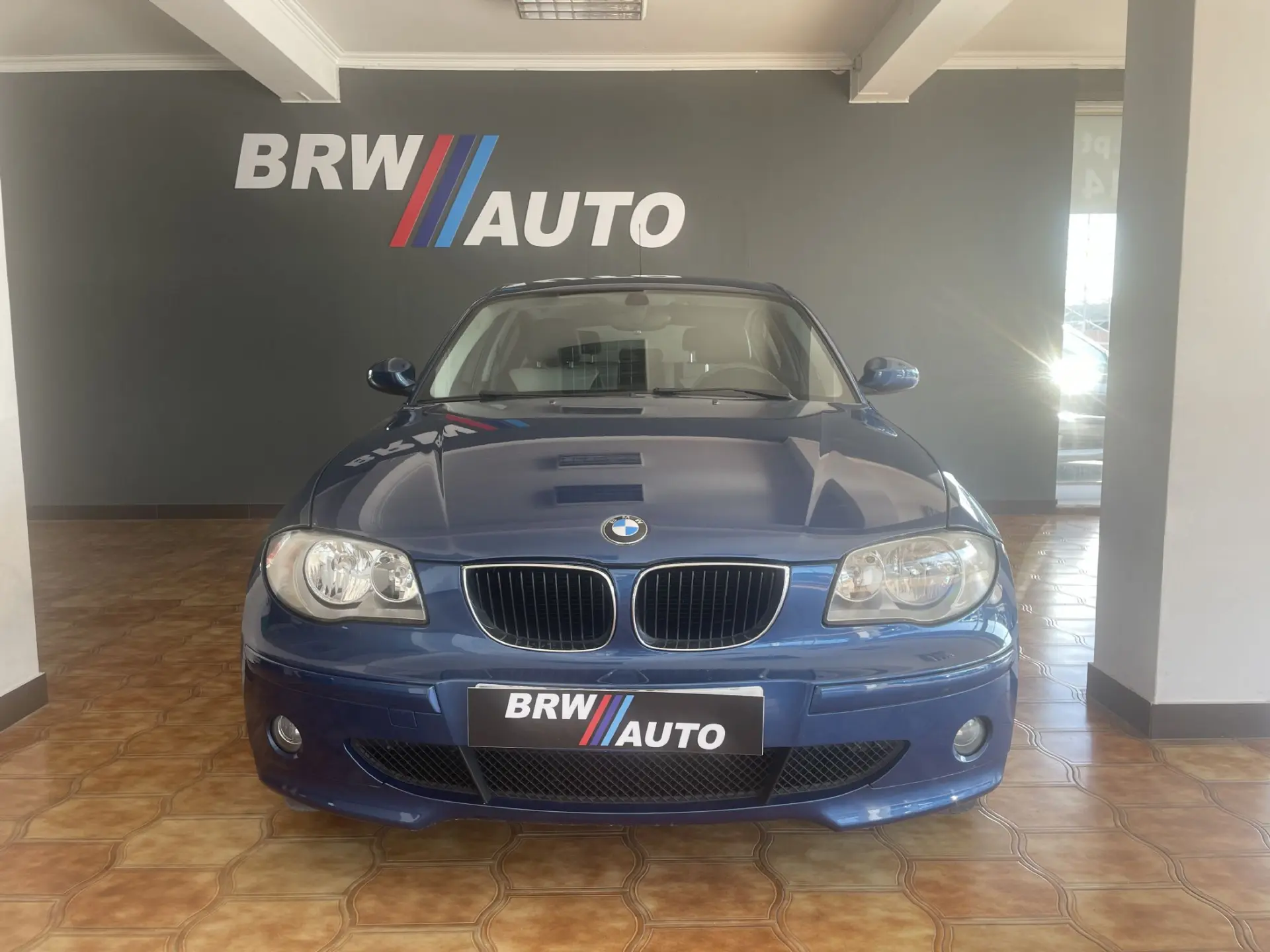 BMW 120 d Exclusive 8