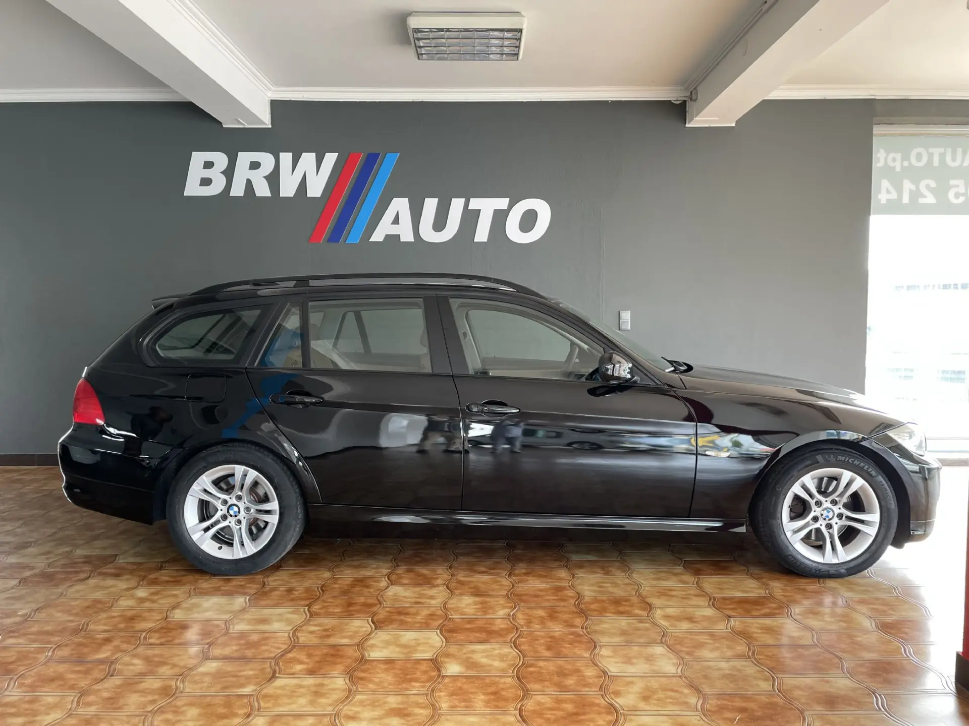 BMW 318 d Touring Navigation 6