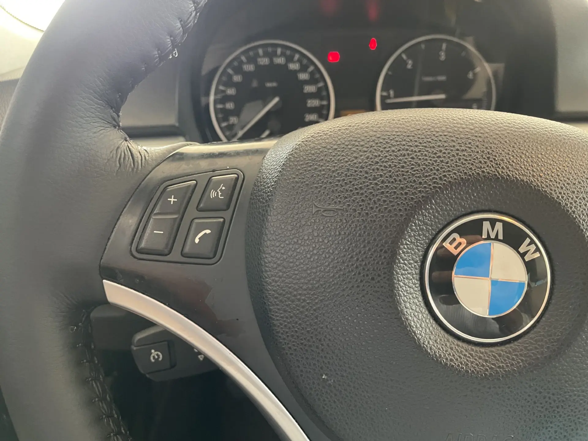 BMW 318 d Touring Navigation 18