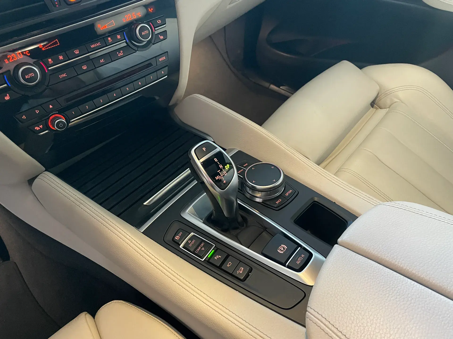 BMW X6 30 d xDrive Pack M 19