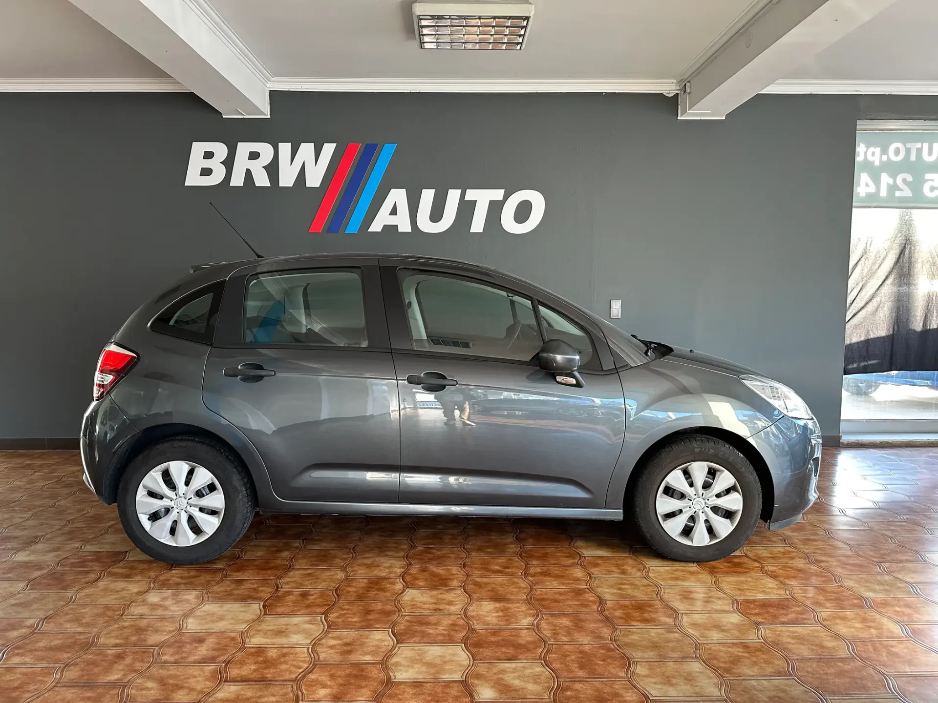 Citroën C3 1.0 VTi Attraction 6