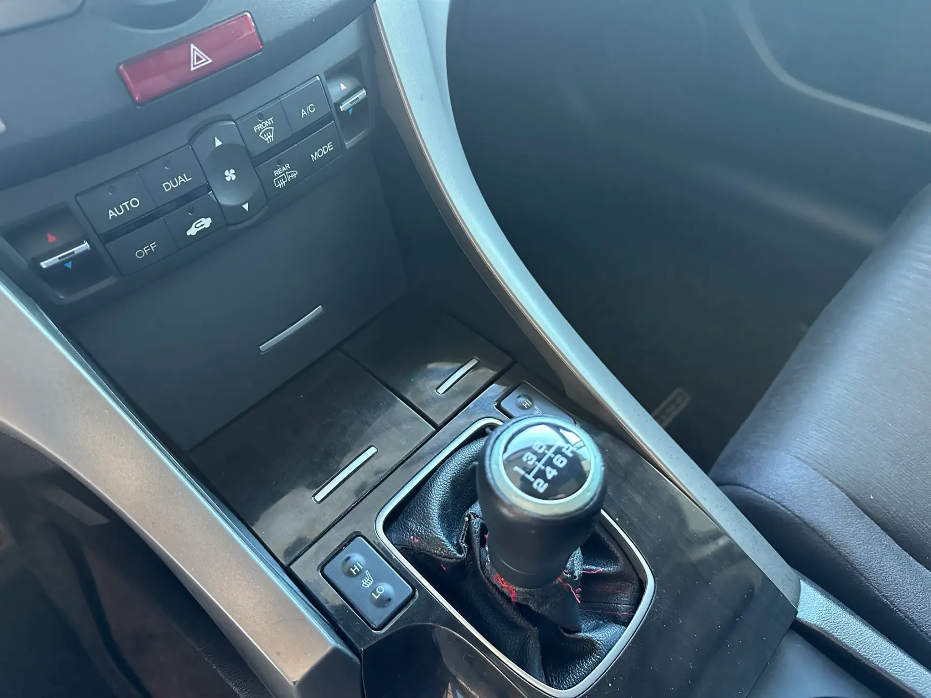 Honda Accord Tourer 2.2 i-DTEC Ex.Navi E.Limitada 17