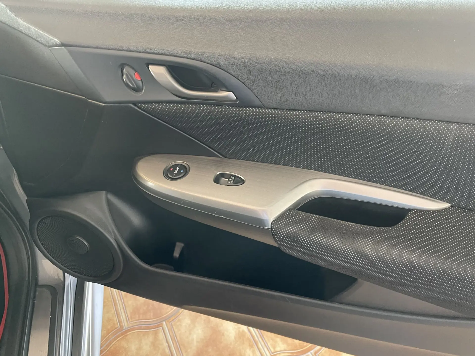 Honda Civic 1.4 i-VTEC Type-S 25