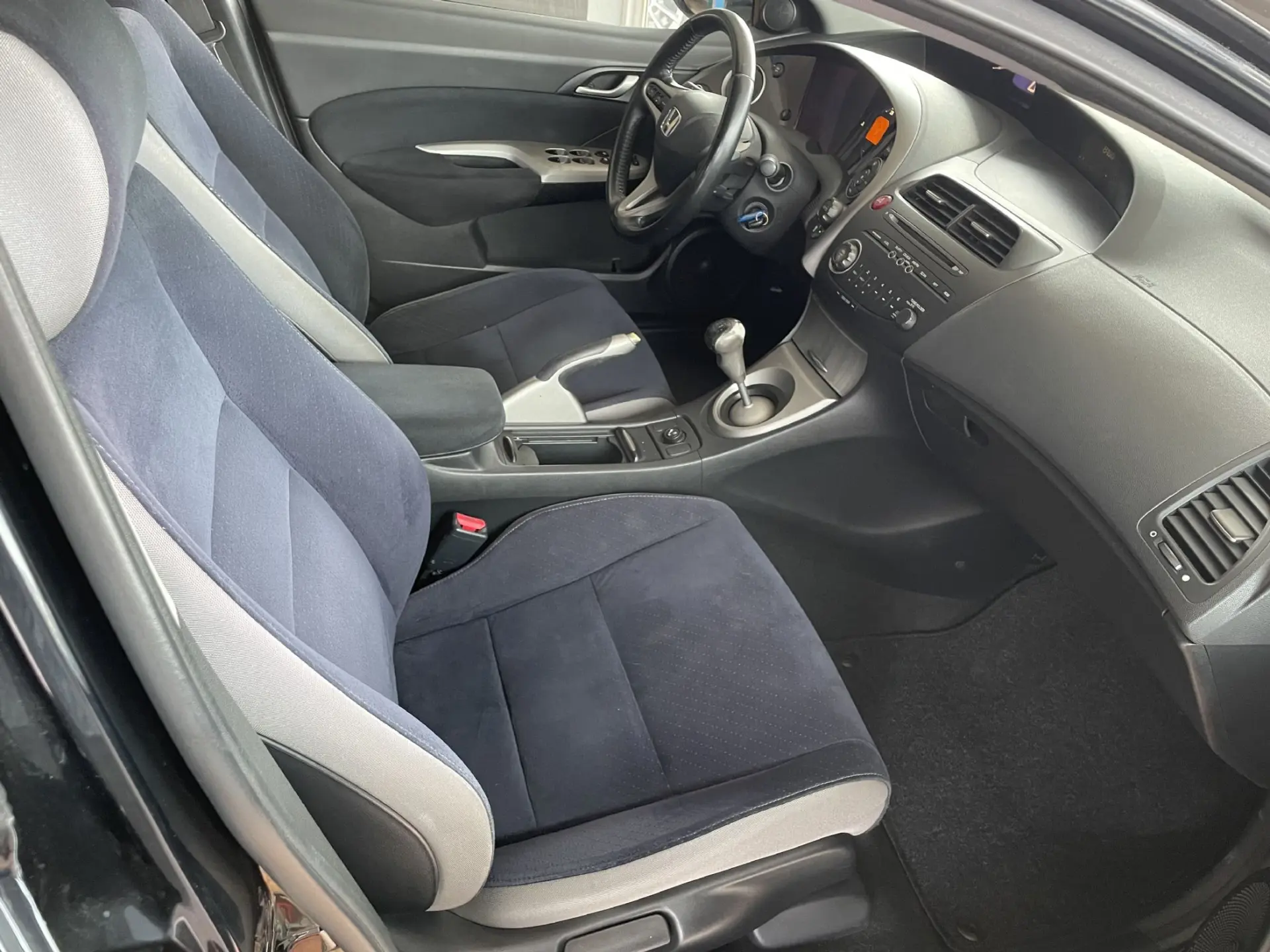 Honda Civic 1.4 Comfort 29