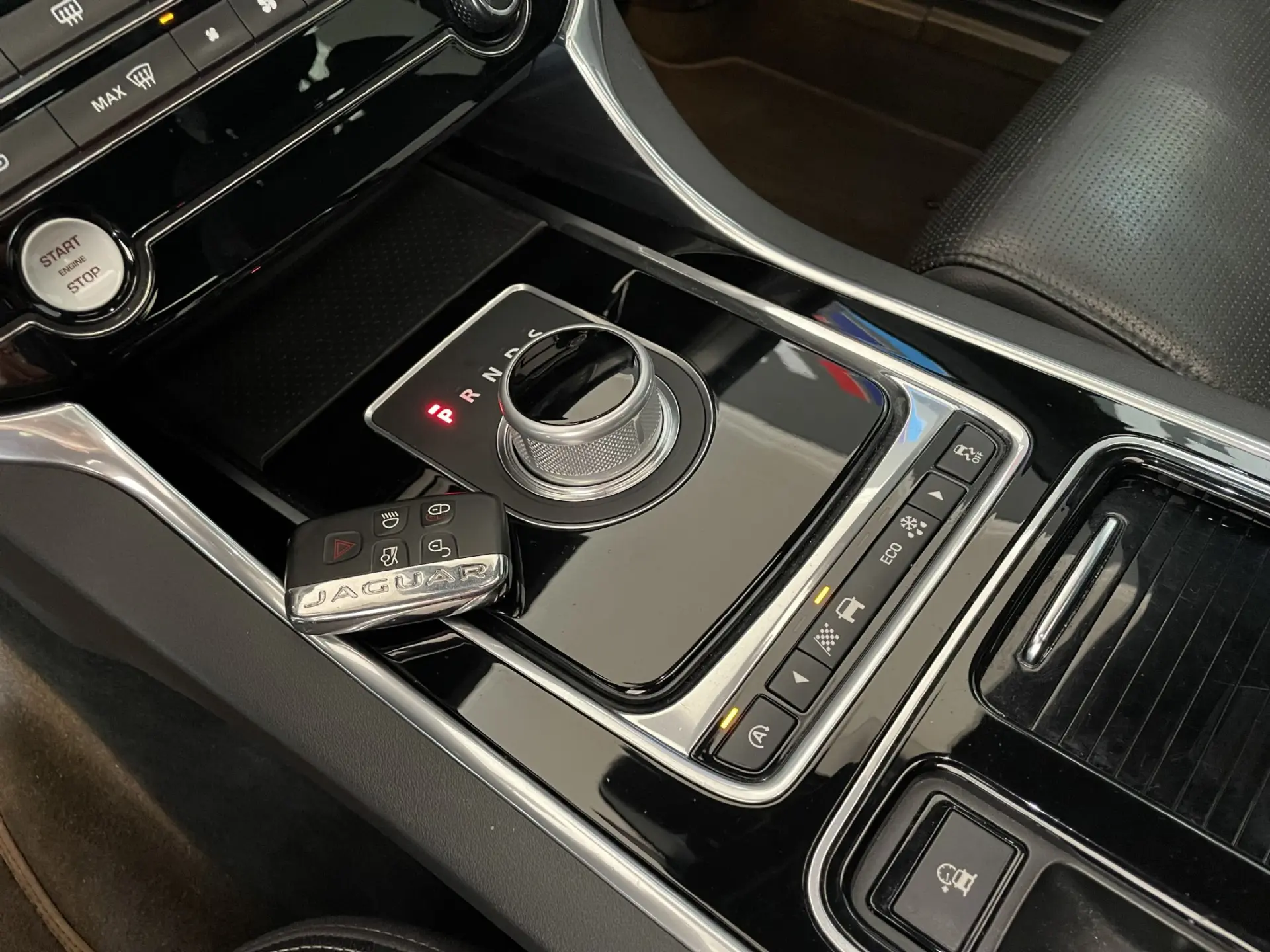 Jaguar XF 2.0 D R-Sport Aut. 18