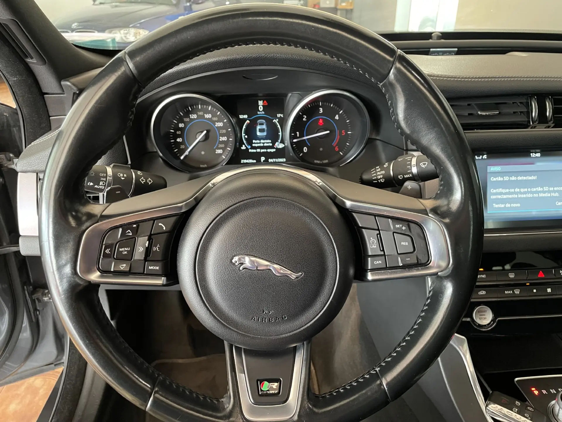 Jaguar XF 2.0 D R-Sport Aut. 25